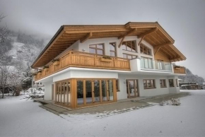 Chalet Apartment Ski and Golf by Kaprun Rentals